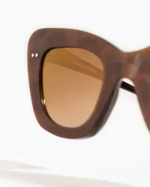 Cat-eye brown